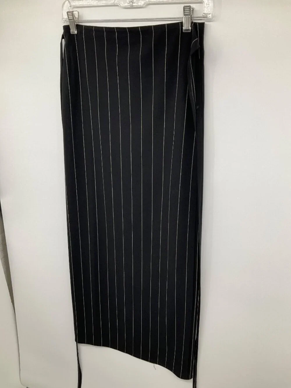 Piazza Sempione size IT 44 US 8 Black Pin Stripe Wool/Lycra Wrap Skirt